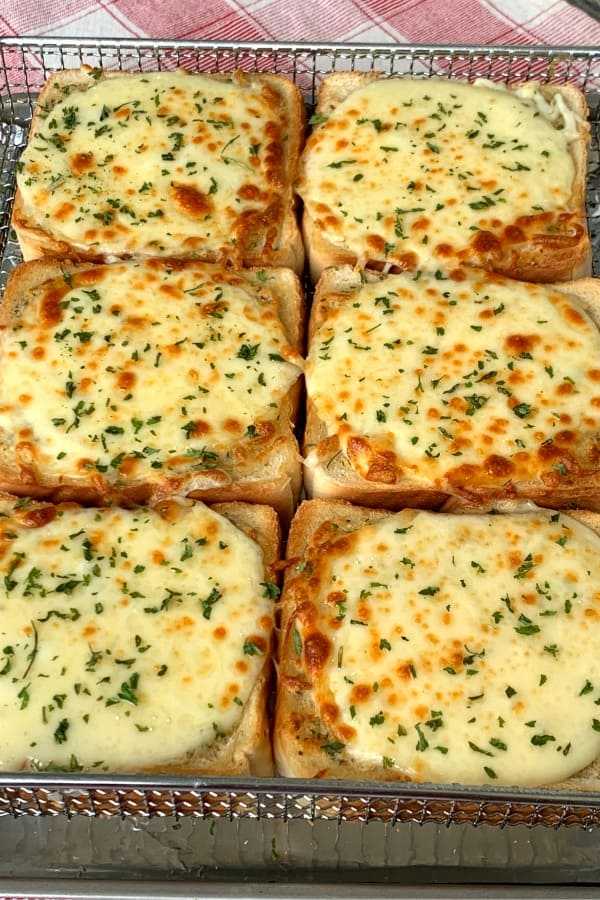 Cheesy Texas Toast Recipe