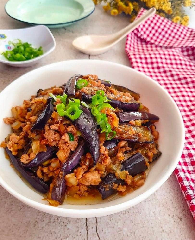 Stir Fried Eggplant with minced meat