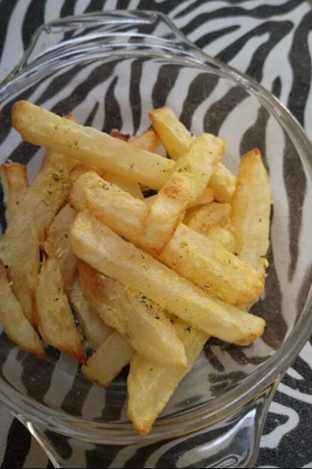 Easy air fryer french Fries 