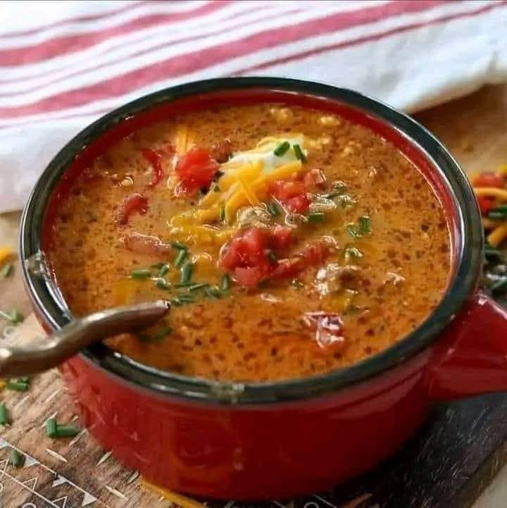 Soupe Crémeuse aux Tacos de Bœuf